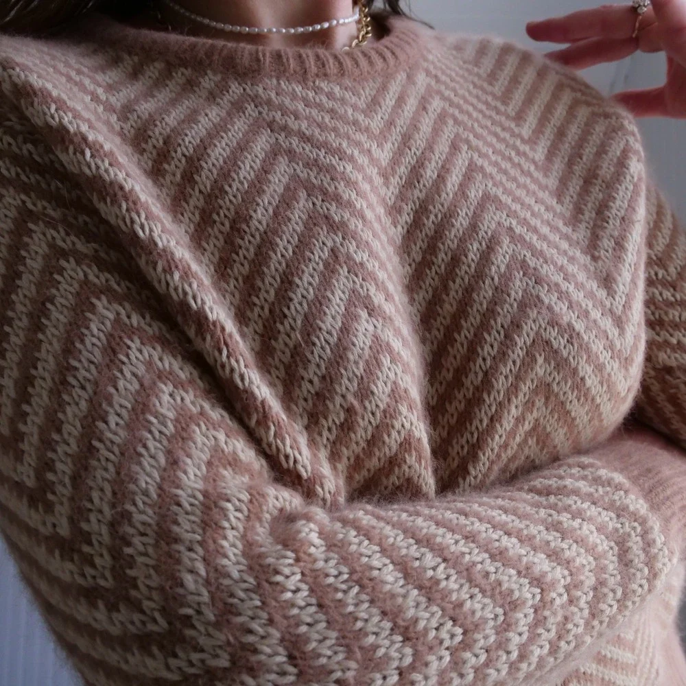 Modern Gianni‎ Anthropologie super soft chevron Candy Floss sweater